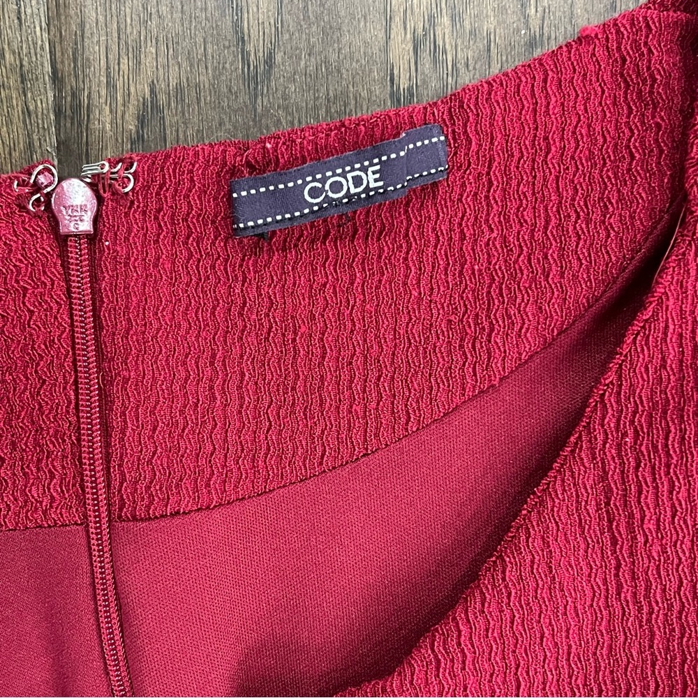 Code Dress - Picture 6 of 11